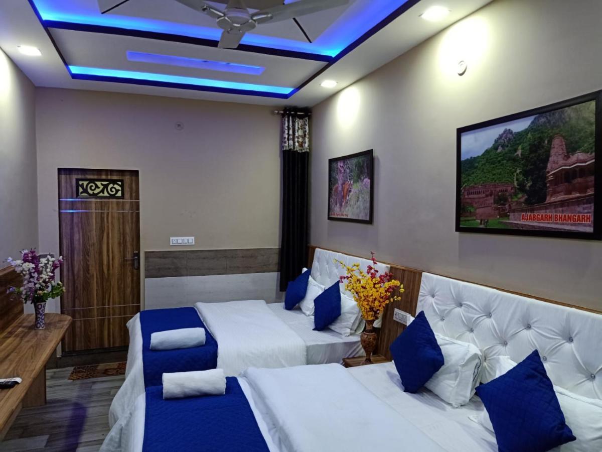 אלוואר Maan Hotel And Restaurant מראה חיצוני תמונה